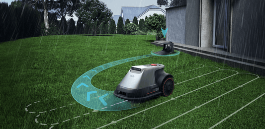 Kann ein Mähroboter bei Regen mähen?