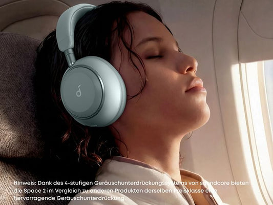 Fluglärm im Flugzeug: Wie laut ist es wirklich und was hilft dagegen?