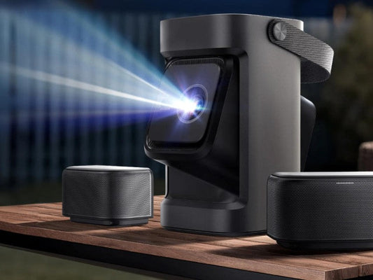 Laser-Projektor für Hauswand: So wird Ihr Garten zum Kino