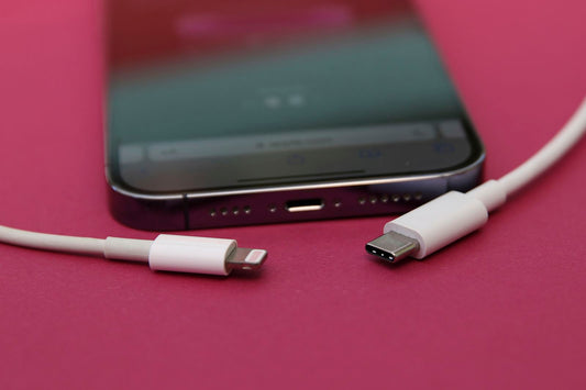 Kann man ein iPhone 16 mit einem alten Ladegerät aufladen? Alles, was Sie wissen müssen