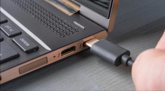 Ist es schlecht, das Laptop immer am Strom zu haben?