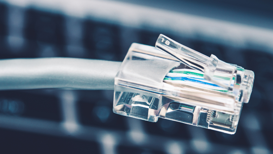PoE Pinbelegung: Die Verdrahtung hinter Power over Ethernet
