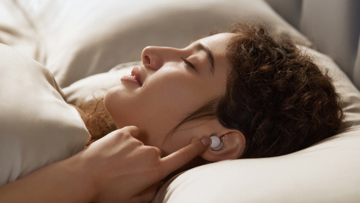 Besser schlafen mit ANC-Schlafkopfhörern: Was bringen Noise-Cancelling-Kopfhörer im Bett wirklich?