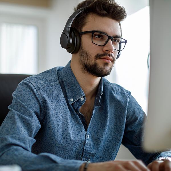 Q20 | Over-Ear Kopfhörer mit Hybrid ANC